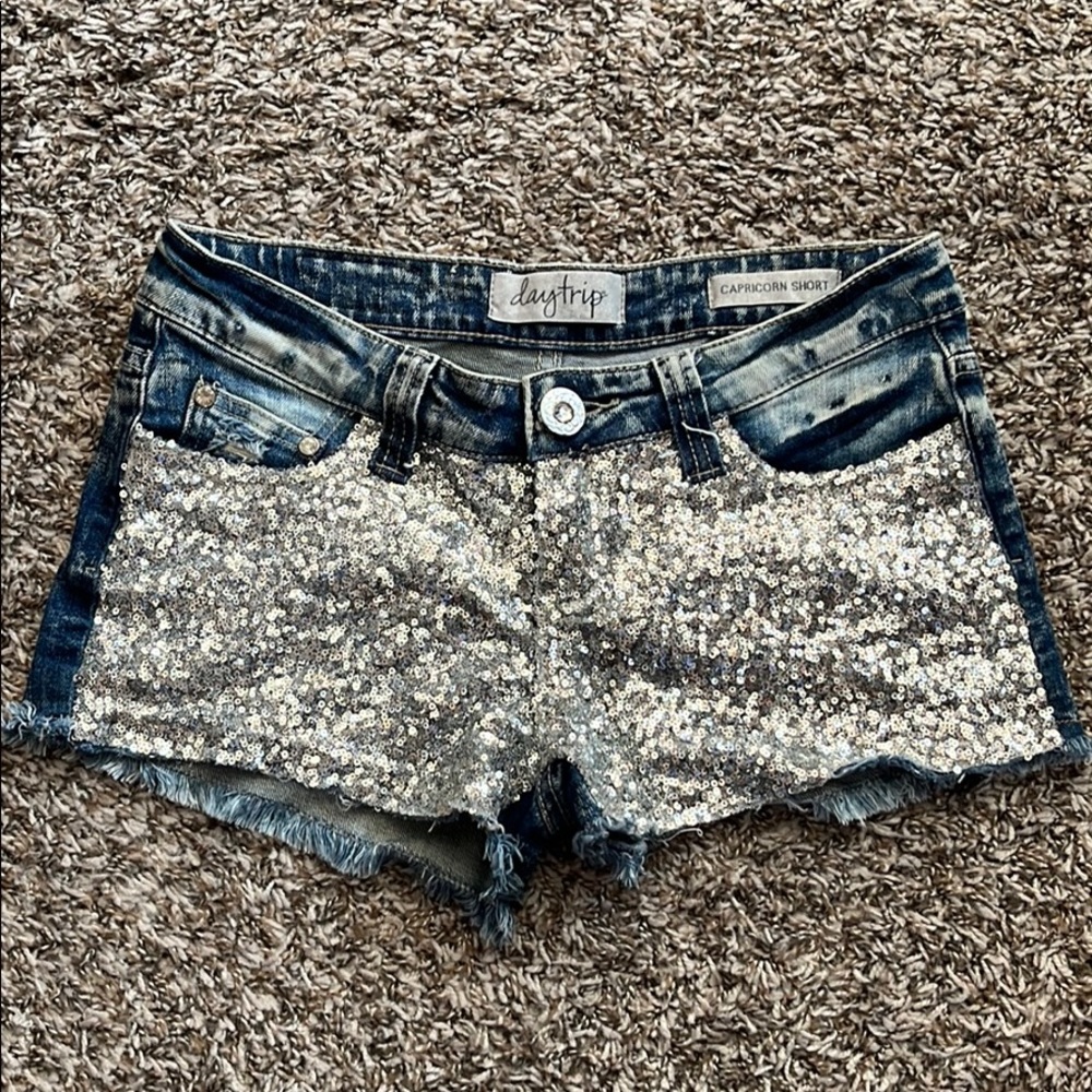Daytrip jean shorts